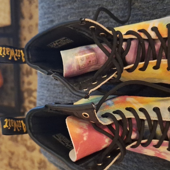 Dr Martens boots sz 4 - Picture 3 of 5